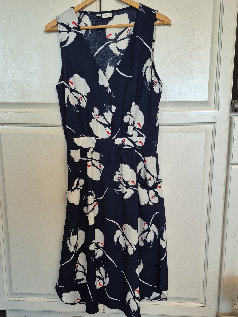 Sleeveless Navy Floral Midi Dress with White & Red Accents And Pockets
